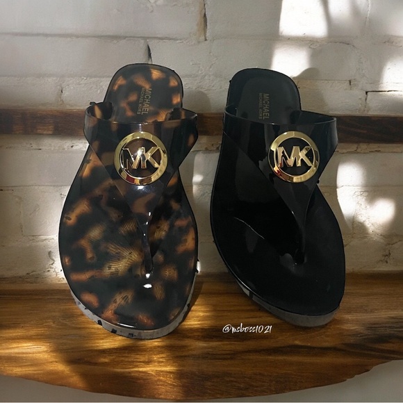 Michael Kors Jelly Thong Sandals Black OR Tortoise Shell NEW - Picture 1 of 5
